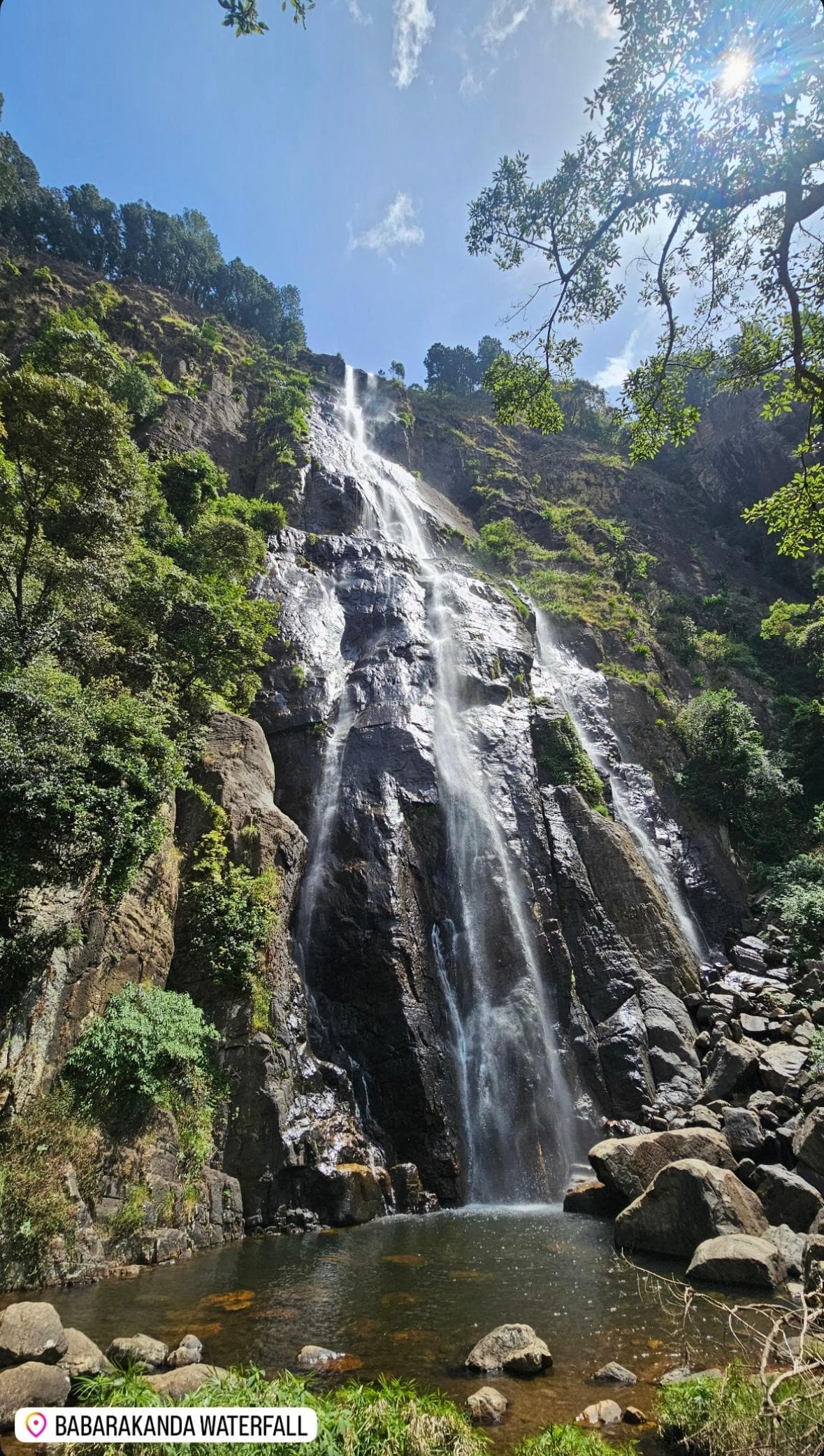 Bambarakanda Falls - Beautiful waterfall in Sri Lanka