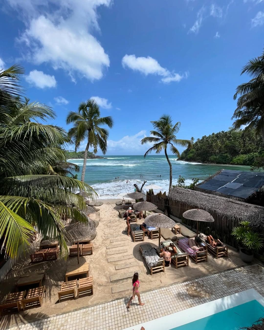 Hirikatiya-Cafes-Res