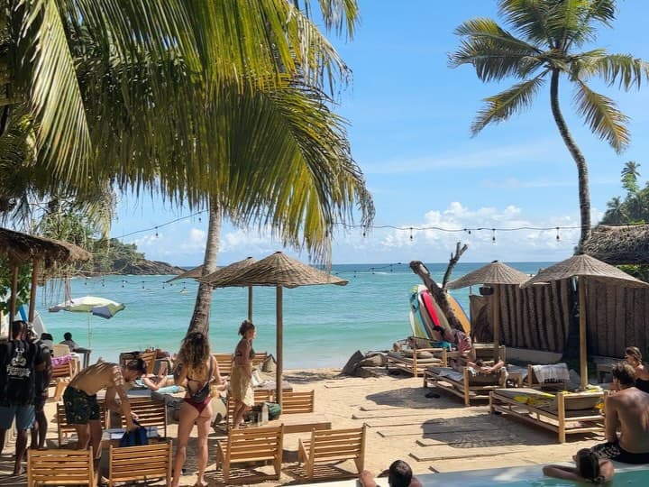 Hirikatiya-Cafes-Res