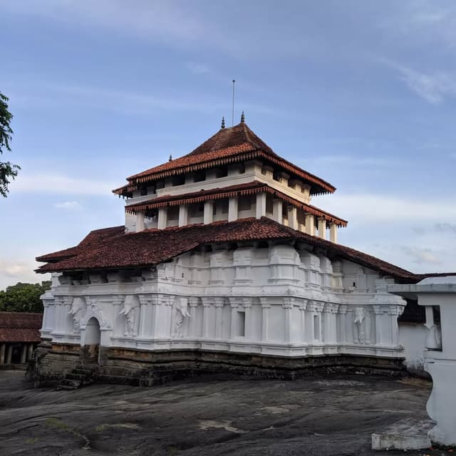 Lankatilaka Temple perched on hilltop with valley views