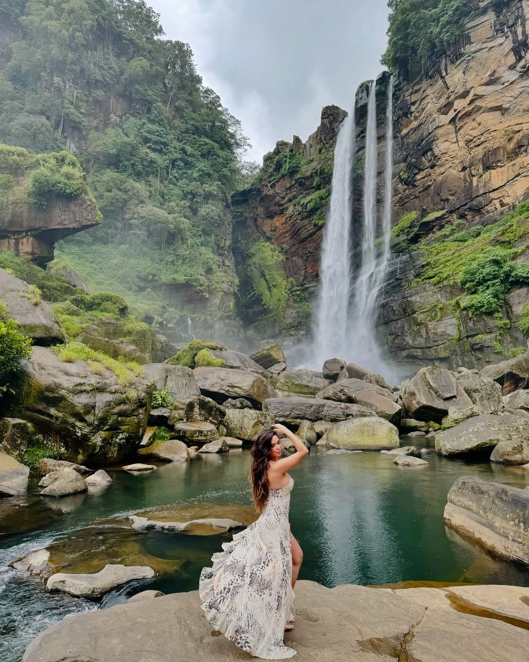 Laxapana Falls - Beautiful waterfall in Sri Lanka