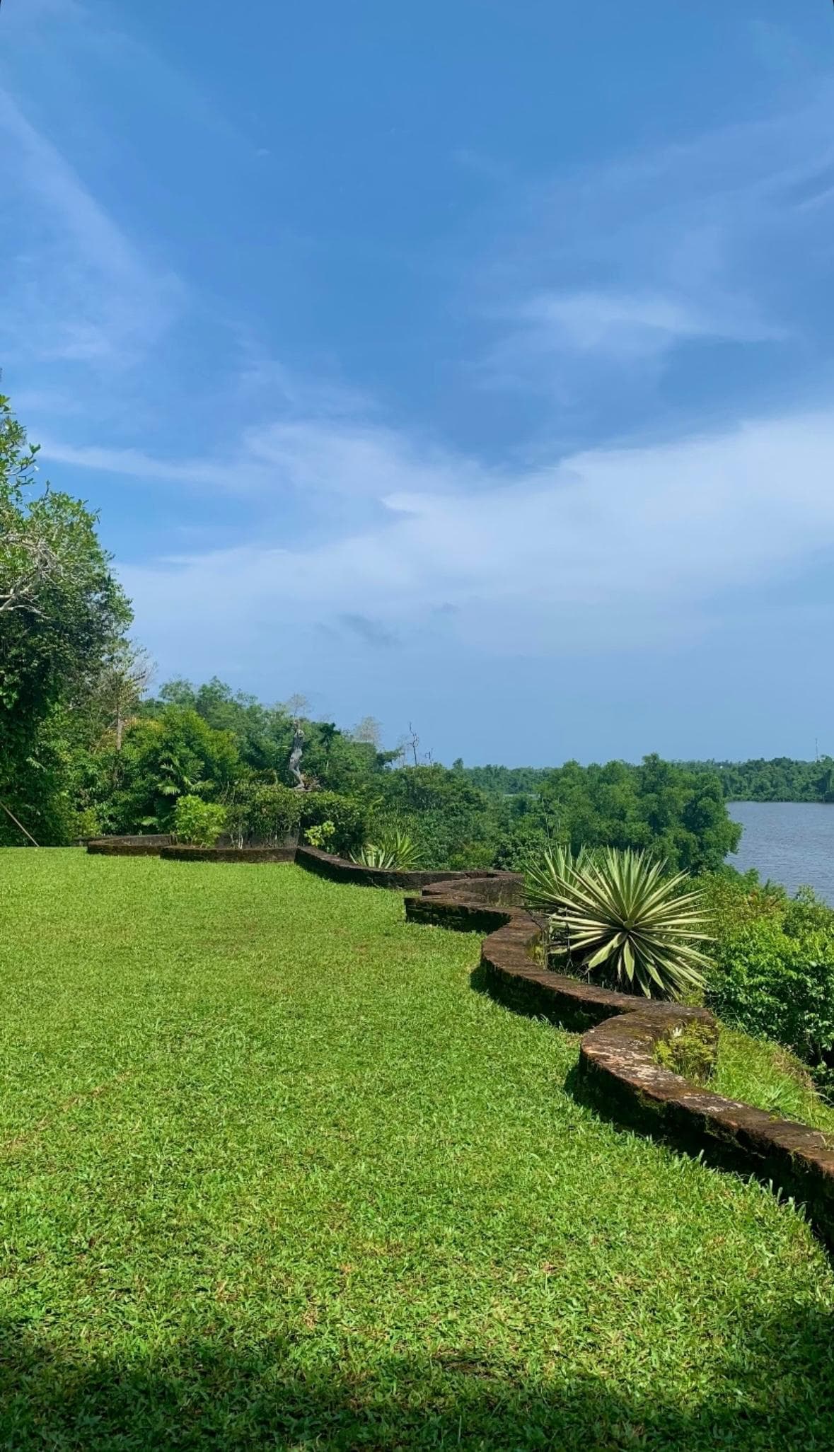 Detailed view of Buddha statue in Cave 1