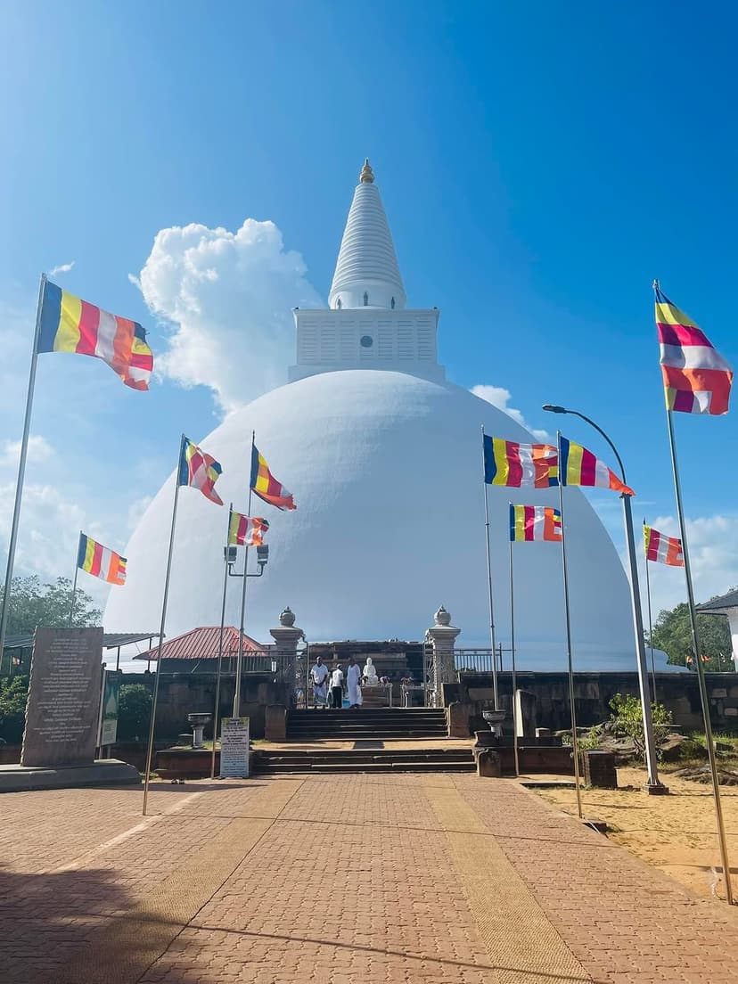 Massive Jetavanaramaya dagoba showing its impressive scale and ancient brick construction