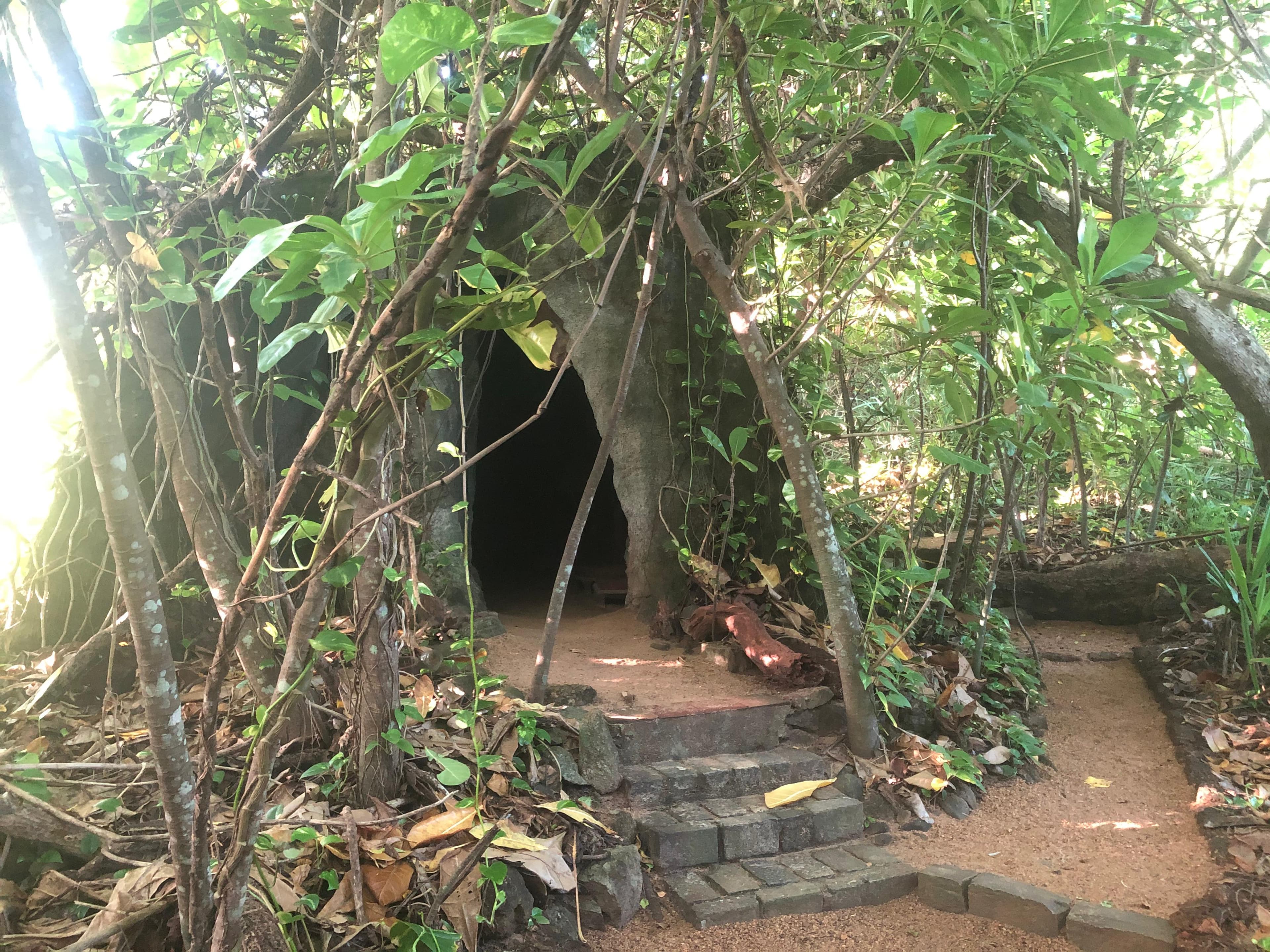 Panchakapaduwa Island