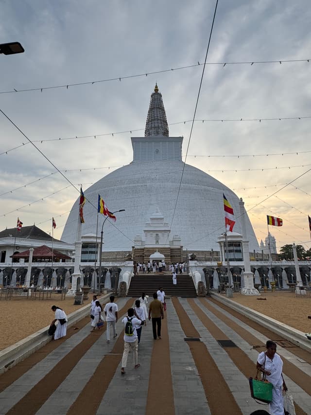 Magnificent white Ruwanwelisaya stupa showing its perfect dome structure